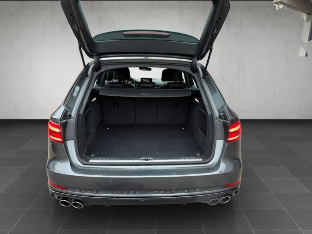 AUDI S4 Avant 3.0 V6 TFSI quattro S-Tronic
