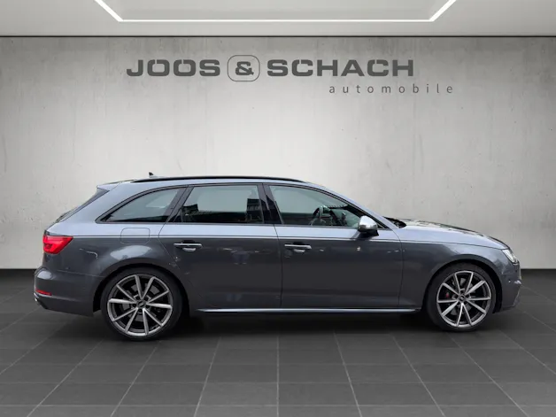 AUDI S4 Avant 3.0 V6 TFSI quattro S-Tronic