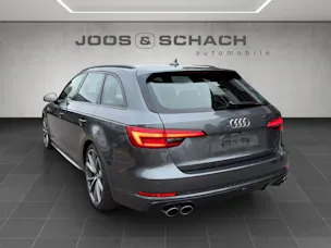AUDI S4 Avant 3.0 V6 TFSI quattro S-Tronic