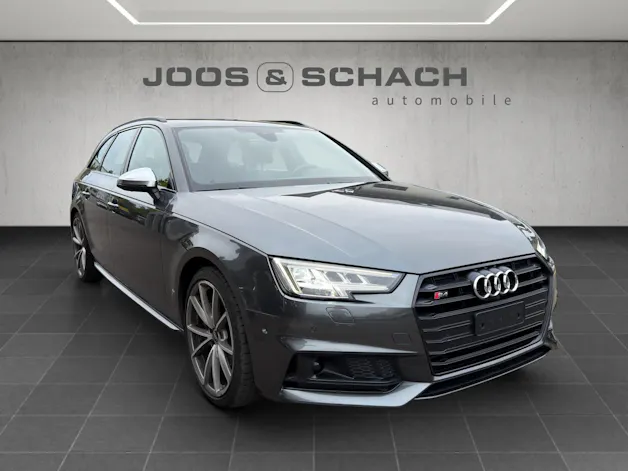 AUDI S4 Avant 3.0 V6 TFSI quattro S-Tronic
