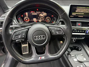 AUDI S4 Avant 3.0 V6 TFSI quattro S-Tronic