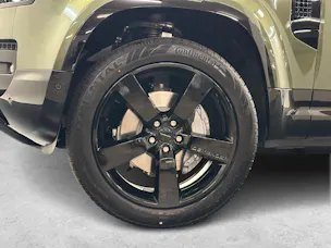 Land Rover Defender 110 2.0 P300e X-Dynamic HSE