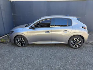PEUGEOT 208 NEW 1.2 Hybrid Allure