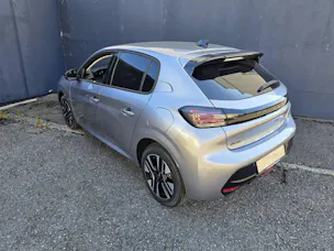 PEUGEOT 208 NEW 1.2 Hybrid Allure