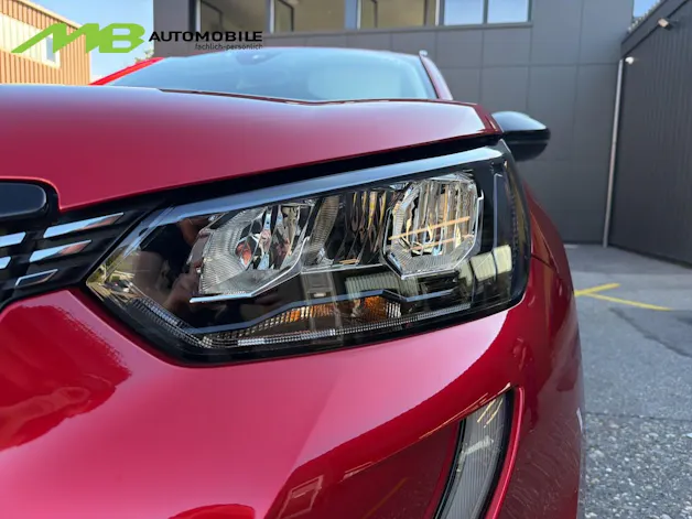 PEUGEOT 2008 1.2 PureTech 130 Allure Pack