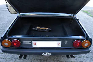 FERRARI 400