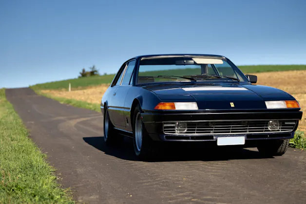 FERRARI 400