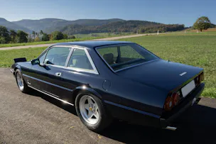 FERRARI 400