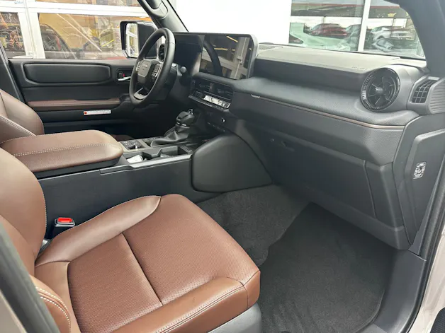 Toyota Land Cruiser 2.8 D 48V 230 Rebel