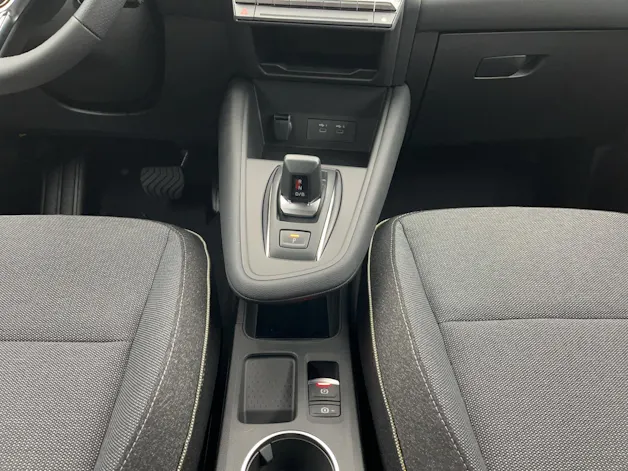 RENAULT Captur 1.8 E-Tech techno