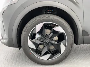 RENAULT Captur 1.8 E-Tech techno