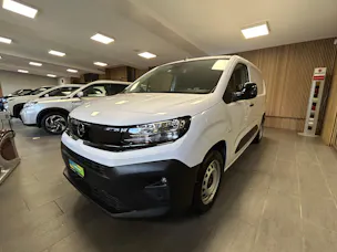 OPEL Combo Cargo 2.4 t XL 1.5 D S/S 3PLATZ/3PLACES