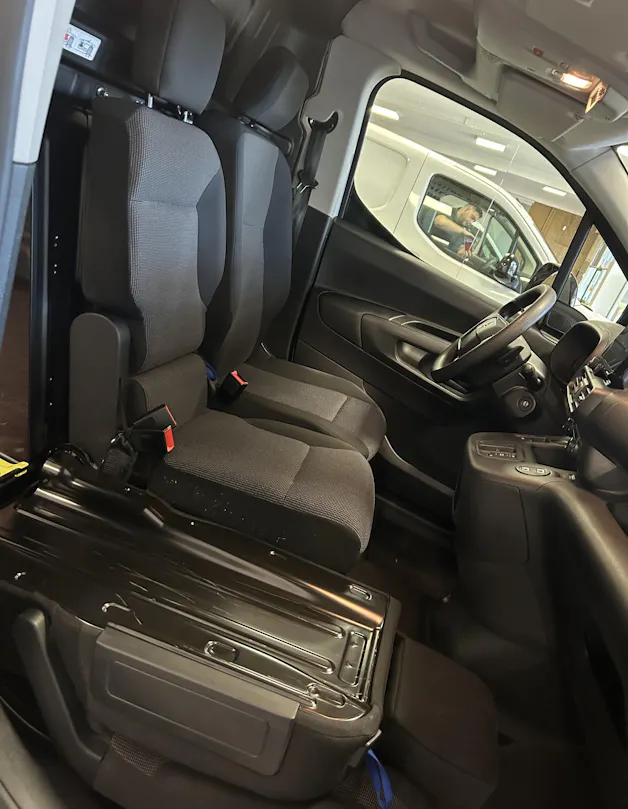 OPEL Combo Cargo 2.4 t XL 1.5 D S/S 3PLATZ/3PLACES