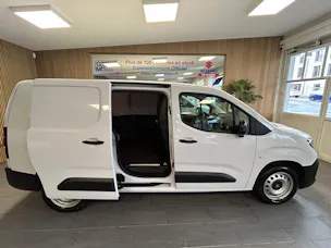 OPEL Combo Cargo 2.4 t XL 1.5 D S/S 3PLATZ/3PLACES