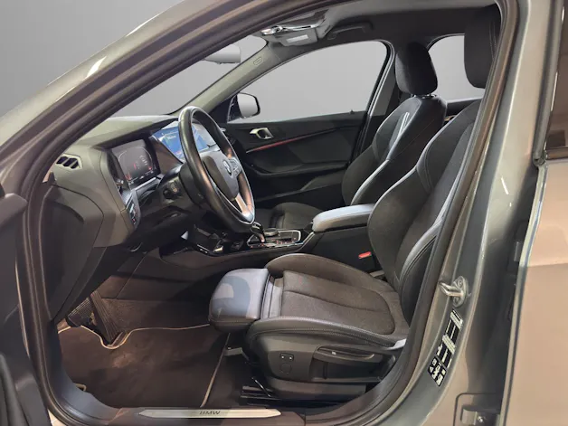 BMW 1er Reihe F40 120d xDrive SAG