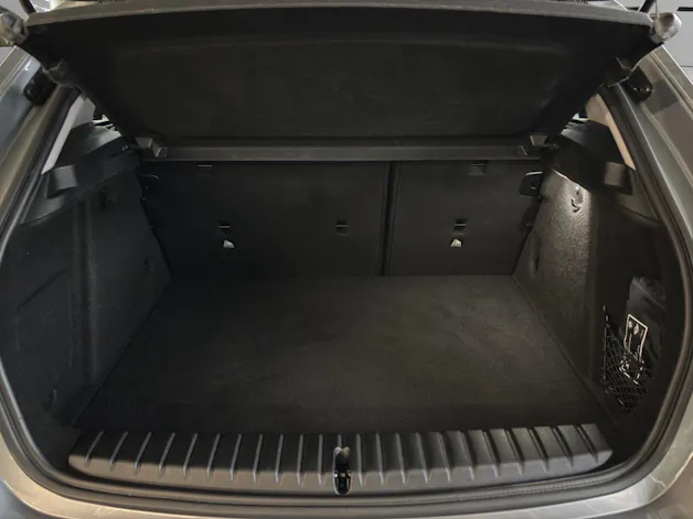 BMW 1er Reihe F40 120d xDrive SAG