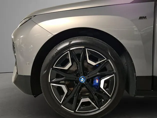 BMW iX I20 M60