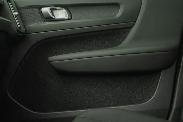 VOLVO XC40 1.5 T3 Momentum Light