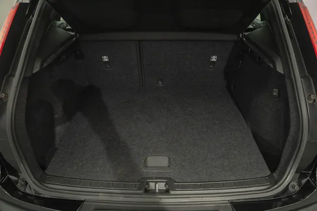 VOLVO XC40 1.5 T3 Momentum Light