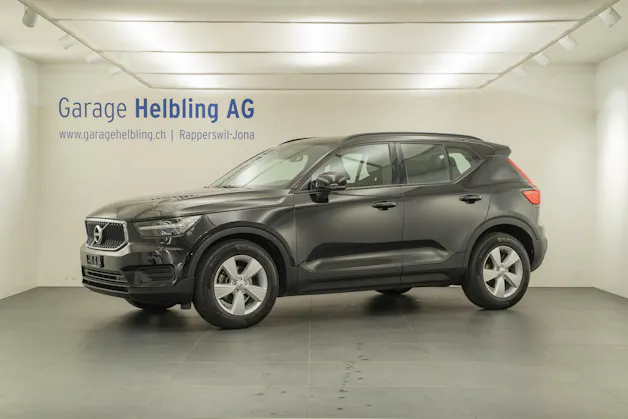VOLVO XC40 1.5 T3 Momentum Light