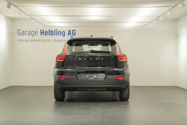 VOLVO XC40 1.5 T3 Momentum Light