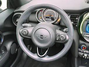 MINI Cabrio F57 1.5i One