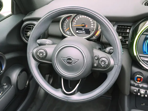 MINI Cabrio F57 1.5i One