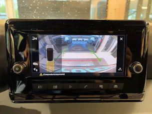 VW T-Roc 1.5 eTSi mHEV R-Line DSG-Automat