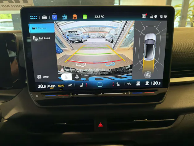 VW T-Roc 1.5 eTSi mHEV R-Line DSG-Automat