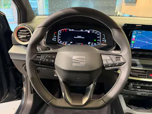 VW T-Roc 1.5 eTSi mHEV R-Line DSG-Automat