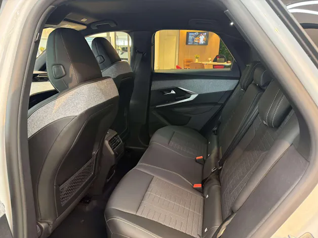 PEUGEOT 3008 145 GT Hybrid e-DCS-Automat