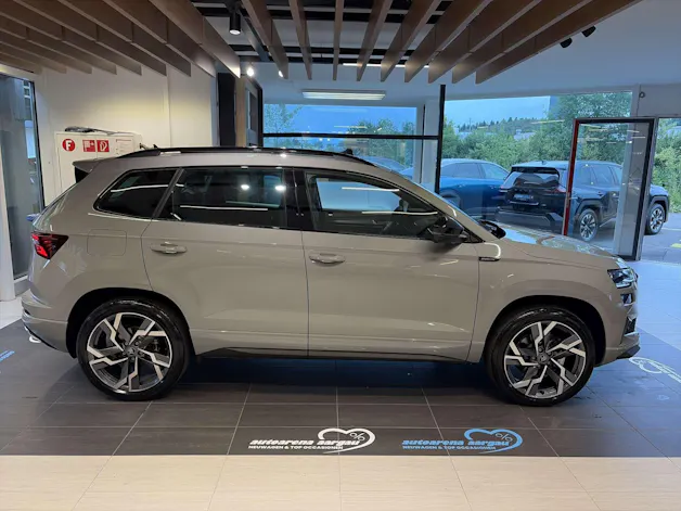 SKODA Karoq 2.0 TSi SportLine 4x4 DSG-Automat
