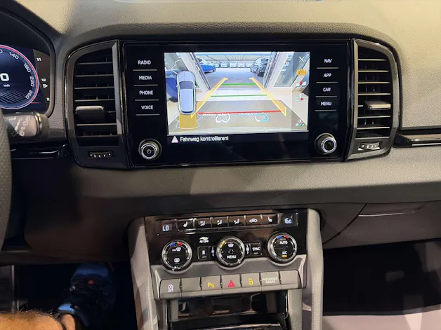 SKODA Karoq 2.0 TSi SportLine 4x4 DSG-Automat