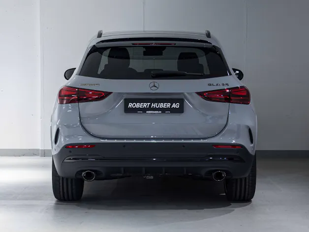 MERCEDES-BENZ GLA 35 AMG 4MATIC