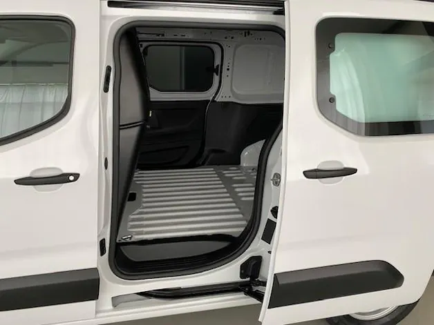 Toyota PROACE CITY Van L2 52KWh Active