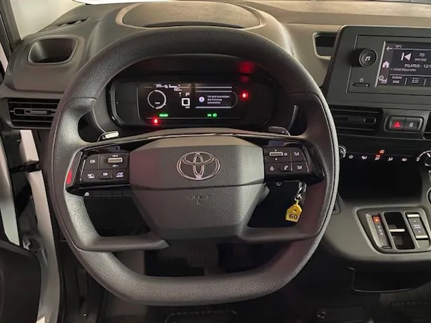 Toyota PROACE CITY Van L2 52KWh Active