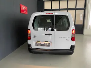 Toyota PROACE CITY Van L2 52KWh Active