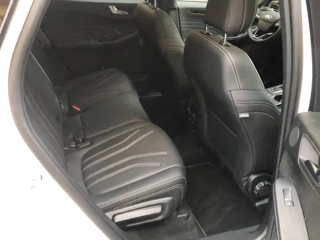 FORD Kuga 2.5 Plug-in Hybrid Vignale