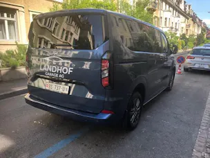FORD Tourneo C Bus 320 L1 2.0 EcoBlue 170 Titanium