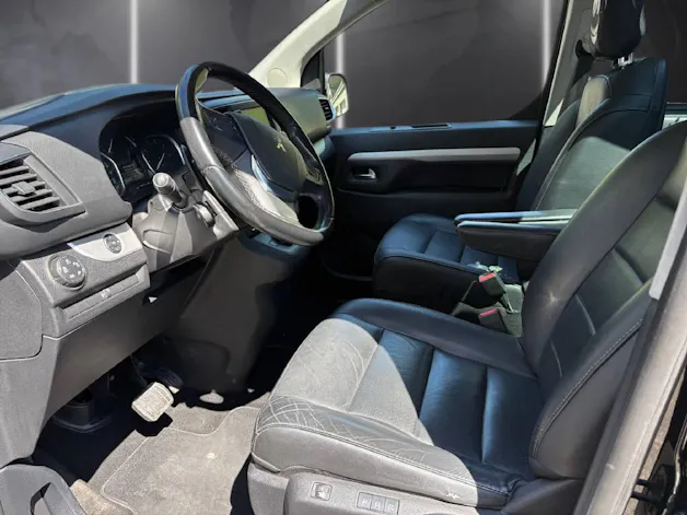 PEUGEOT Traveller Standard 2.0 BlueHDi 180 Allure S/S