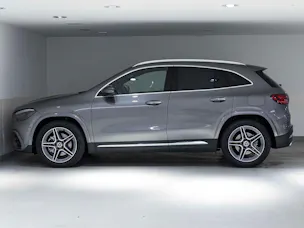 MERCEDES-BENZ GLA 220 d 4MATIC Swiss Star