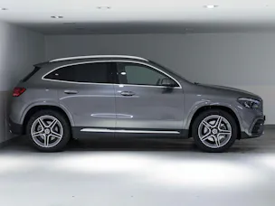 MERCEDES-BENZ GLA 220 d 4MATIC Swiss Star