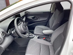 Toyota Yaris 1.5 VVT-i HSD Comfort