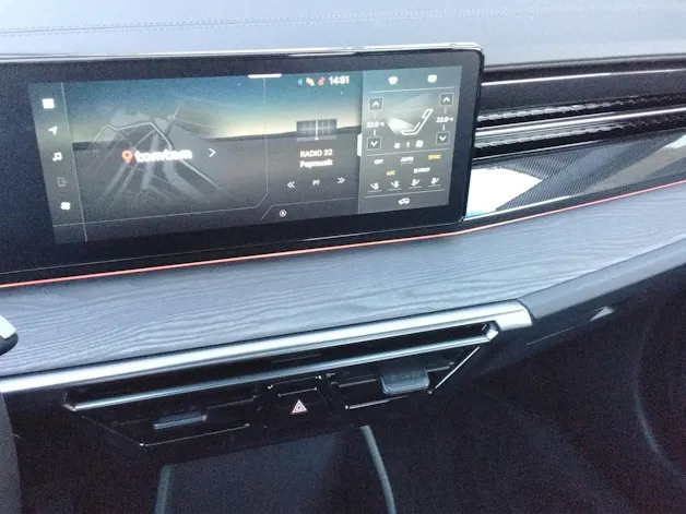 KGM Musso EV Blackline