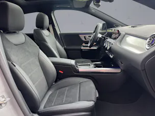MERCEDES-BENZ GLA-Klasse H247 GLA 250 Swiss Star AMG Line 4matic