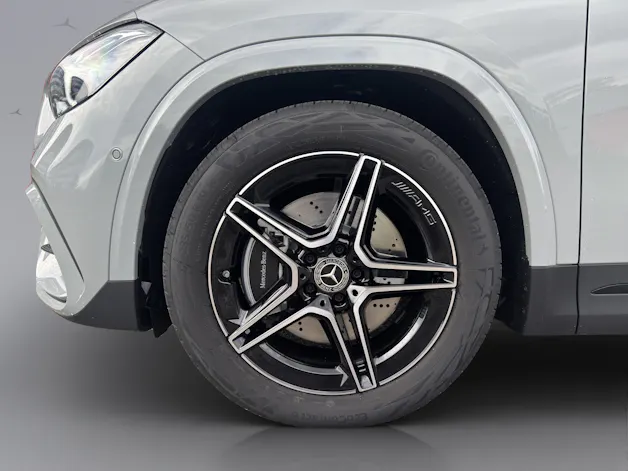 MERCEDES-BENZ GLA-Klasse H247 GLA 250 Swiss Star AMG Line 4matic