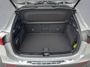 MERCEDES-BENZ GLA-Klasse H247 GLA 250 Swiss Star AMG Line 4matic