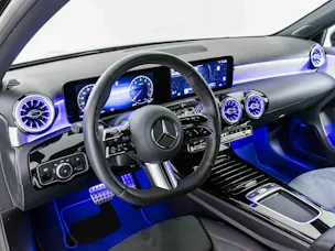 MERCEDES-BENZ A 250 4MATIC
