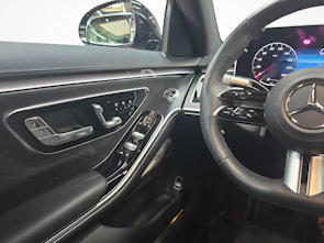 Fahrzeugbild MERCEDES-BENZ S 350 d 4MATIC lang AMG Line