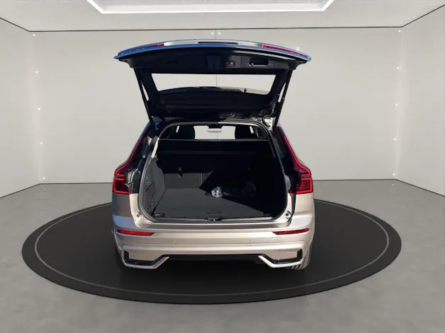 VOLVO XC60 2.0 T8 TE Ultra Dark eAWD